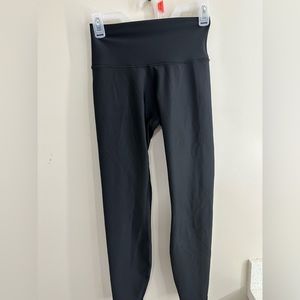 Alo Black Small leggings 7/8 length